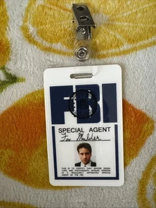 The X- Files Fox Mulder FBI ID Abzeichen Cosplay Kostüm Namensschild Requisite! Neu! Bambox! - Bild 1 von 2