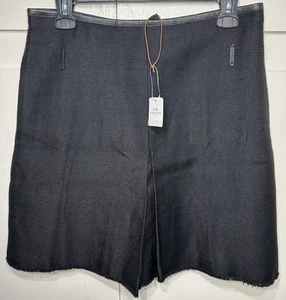 NWT COACH Inverted Pleat Black Wool Blend Skirt W/ Leather Trim - Womens Size 2 - Picture 1 of 8