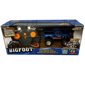 Fast Lane Bigfoot Monster Truck RC 27 MHz Remote Control 2013 Toys R Us New NIB - Picture 1 of 17
