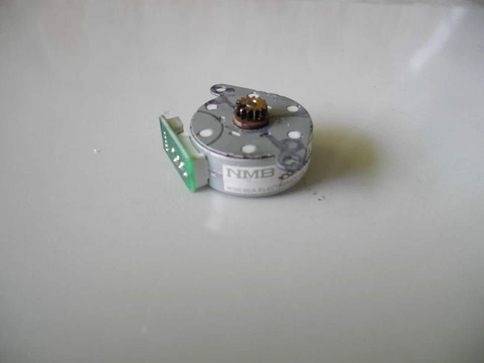 Moteur Électrique Métal NMB PM35S-048-HPL2 Stepper Pas HP PSC 750 1280 - Image 1 of 1