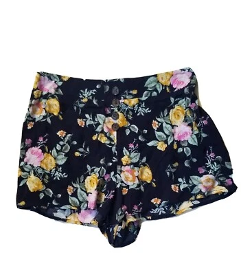 New Women's Junior's Rue 21 Floral Shorts Size Large Navy  - Image 1 of 4