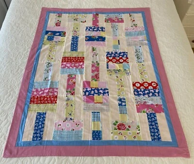 Handmade Patchwork Cotton Quilt Lightweight No Wadding / Batting 115cm x 90cm Foto 1 de 4
