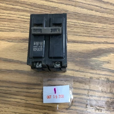 ITE  QP2B070 70 AMP 2 Pole Circuit Breaker Q270 Plug in 120/240v - Image 1 of 4