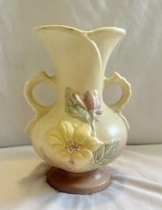 Vintage Hull Art Pottery Vase Flowers Floral Double Handle Rare Design 6 1/2” - Picture 1 of 12