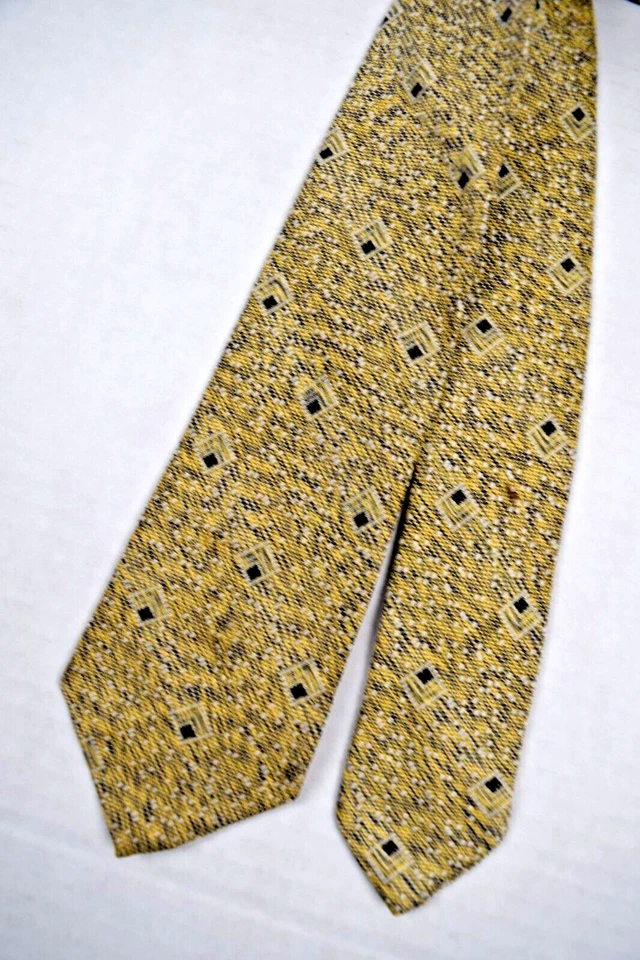 Corbata de Colección Años 60 Seda Warp Mediados de Siglo Mod Diamante Textura Seda Dorada 52 x 2.6" Foto 1 de 4