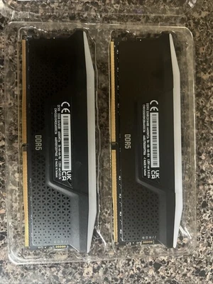 CORSAIR VENGEANCE RGB 32GB (2 x 16GB) PC5-48000 (DDR5-6000) DIMM Memory - Black - Image 1 of 2
