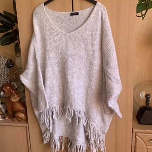Ultra Weicher Sommer Strick Pulli Beige Fransen Hippie Vokuhila - Bild 1 von 7