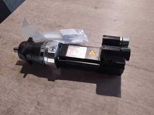 SEW-EURODRIVE CMP40M/PK/AK0H/SM1 + P5NG21-0007/N/S/0 SERVOMOTOR [NEU] - Bild 1 von 8