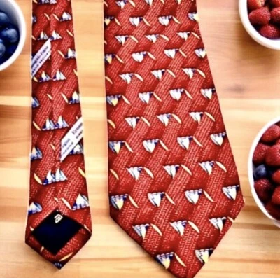 Corbata de seda ERMENEGILDO ZEGNA para hombre con estampado rojo hecha en Italia Foto 1 de 4