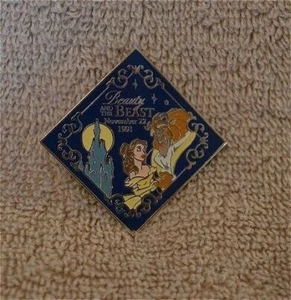 ALTER Disney Pin Countdown zum Millennium Belle Die Schöne und das Biest Schloss 1991 - Bild 1 von 2