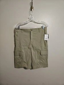Eddie Bauer Mens Horizon Guide Cargo Shorts Classic Fit Green Tan Size 30 - Picture 1 of 8