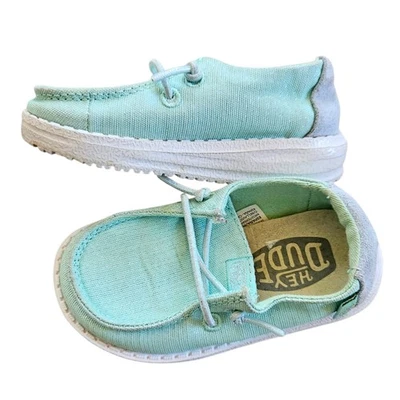 Zapatos sin cordones ligeros Hey Dude bebé niña pequeña talla 5 Wendy azul brillante Foto 1 de 4