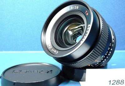 [Top MINT] Contax Carl Zeiss Distagon 28mm f/2.8 AEJ Wide Angle Lens C/Y JAPAN - Image 1 of 4