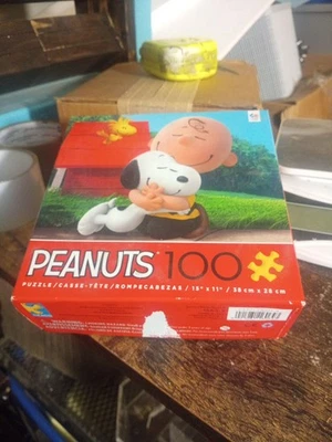 Peanuts Charlie Brown & Snoopy - Best Friends - 100 Pc Jigsaw Puzzle New - Image 1 of 4