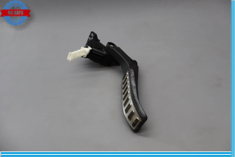 11-18 保时捷 Cayenne 958 发动机加速燃气门踏板加速器 Oem — 第 1/4 张图片