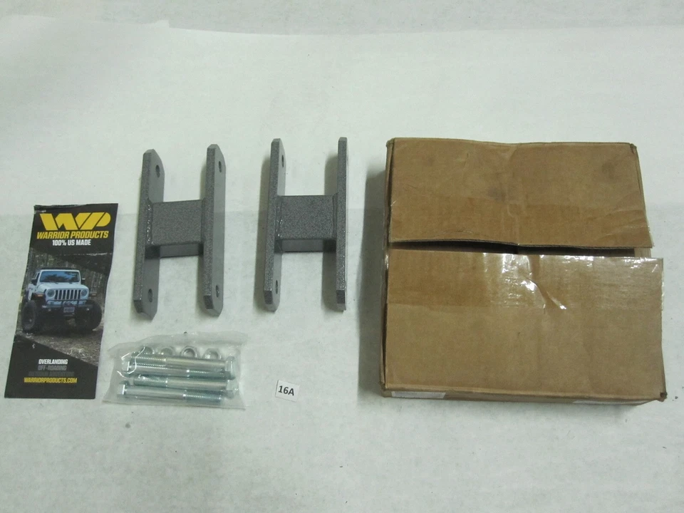 Kit de grillete de resorte de hoja delantera Warrior 112 para 76-95 CJ5 CJ7 Samurai Scrambler Foto 1 de 4