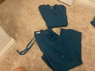 Koi lite  women’s scrub set.  XS petite. Caribbean blue.  - Image 1 of 3