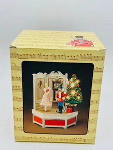 De colección Enesco Cascanueces Suite 1986 Desfile del Soldado de Madera Caja de Música Ballet - Imagen 1 de 11