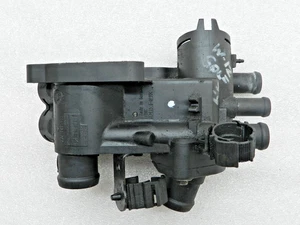 Carter termostato originale VW Golf - Foto 1 di 6