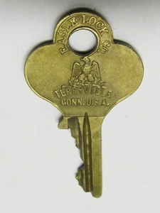 VINTAGE EAGLE LOCK CO KEY #NMCFZ TERRYVILLE, CONN.USA - Picture 1 of 2