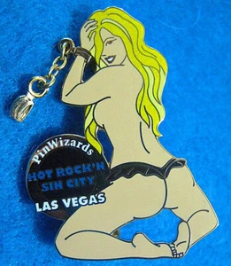 HARD ROCK SEXY HANDCUFFS CHAIN SIN CITY VEGAS BLONDE CAFE GIRL HRC PIN WIZARDS - Picture 1 of 1