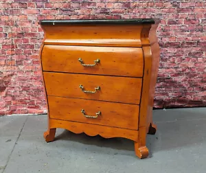 A French style bombe chest of drawers, 3 drawewith a marble effect painted top. - Picture 1 of 7