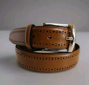 JoS. A. Cinturón de cuero italiano tostado Bank Signature Collection talla 44 hebilla plateada - Imagen 1 de 10