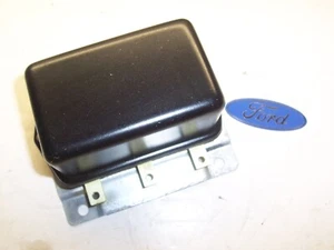 NORS Voltage Regulator - 1954 and 55 Lincold, 6v / 50amp - replaces FAQ-10505 - Bild 1 von 4