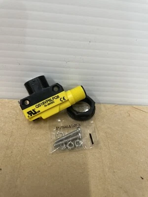 New Banner QS18VP6LPQ8 Polarized Retroreflective Visible Red LED - Image 1 of 2