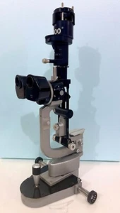 Haag Streit 900 Slit Lamp - Picture 1 of 21