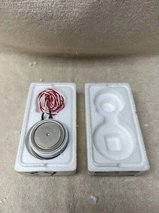 Vintage Radio/TV Semiconductor Rectifier 68A7210P 12A - Picture 1 of 3