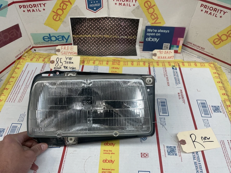 FARO DERECHO PASAJERO VW VOLKSWAGEN JETTA 85-92 NUEVO fabricante de equipos originales con soporte de montaje Foto 1 de 4