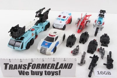 Defensor Incomplete Combiners Generations - Combiner Wars Transformers - Image 1 of 3