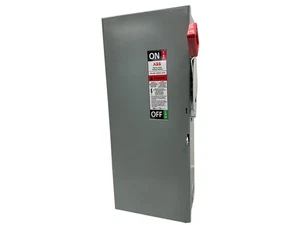 INTERRUPTOR DE SEGURIDAD FUSIBLE DE ALTA RESISTENCIA ABB GE TH4363 100A 3P 4W 600VAC DESCONEXIÓN - Imagen 1 de 7