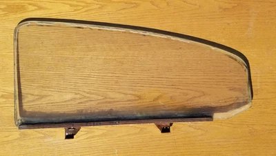 Glass & Sash Quarter 1/4 Window Fleetline Chevrolet 1949 49 50 1950 1951 1952 - Image 1 of 4