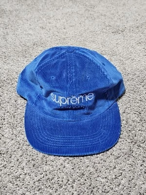 Logotipo clássico de veludo Supreme azul 6 painéis *novo em folha* SS15 - Imagem 1 de 3