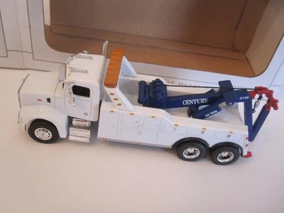 SPECCAST PETERBILT 385 WRECKER CUSTOM UNMARKED WHITE 1/64 - Image 1 of 4