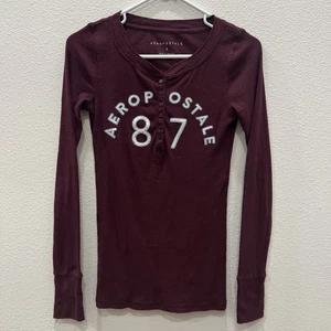 Top acanalado Henley manga larga Aeropostale para mujer Elena Gilbert Bella Swan S - Imagen 1 de 10
