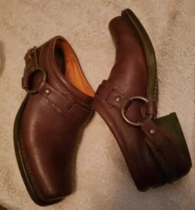 Frye 70760 Ladies USA Russet Leather Belted Biker Harness Mules Clogs 8.5 M - Picture 1 of 20