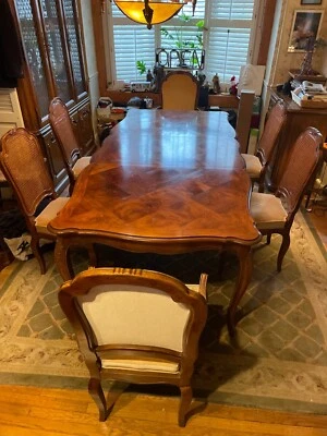 Muebles de comedor Henredon. ¡Bellamente mantenido!  Años 60. Juego/individual. Foto 1 de 4