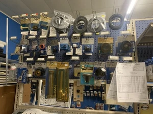 Sloan Repair Valve Parts {LOT OF 42 PIECES} SEE PICTURES - Picture 1 of 5