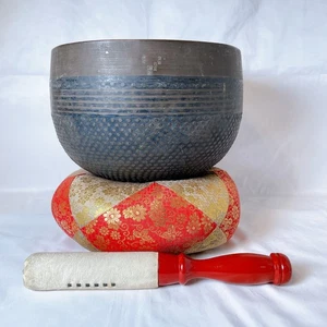 [Video] 1966 japanische buddhistische Orin Glocke Genryu Bronze 12 Zoll Futon, Rin Stick - Bild 1 von 21