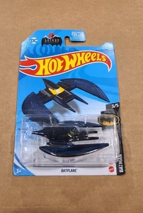 Hot Wheels BATPLANE Batman - Picture 1 of 2