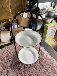 2 Tiered Serving Stand Black And White - Picture 1 of 7