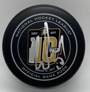 GIOCO NHL FIRMATO UFFICIALE PUCK ANAHEIM DUCKS COREY PERRY 10° Ann Stanley Cup - Foto 1 di 2