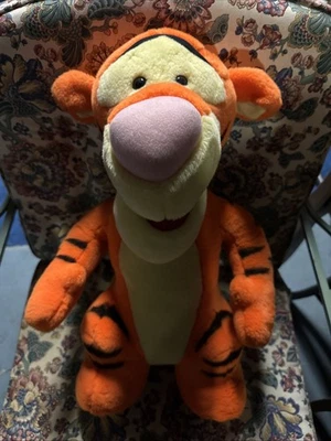 Peluche Vintage Mattel Disney Tigger 24" Peluche Winnie the Pooh Friend Foto 1 de 4