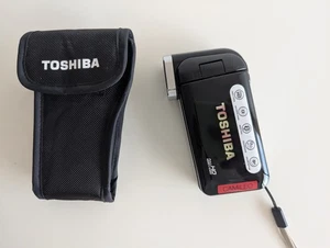 Toshiba Camileo P100 Full HD Pocket Digital Camera & Video Camcorder Black - Picture 1 of 10
