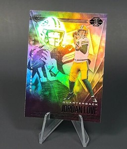 Jordan Love ROOKIE PANINI EMBOSSED HOLO FOIL PACKERS ROOKIE CARD -MINT
