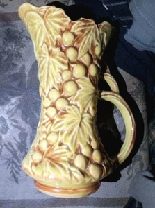 Vintage 1950s McCoy Pottery - Yellow & Rust Grapes and Leaves Pitcher - Picture 1 of 2
