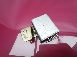 MERCEDES-BENZ W123 300D 240D  300CD GLOW PLUG RELAY DIESEL 0015452232 - Picture 1 of 4